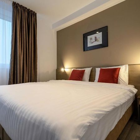 Vmd Residence Brasov Bagian luar foto