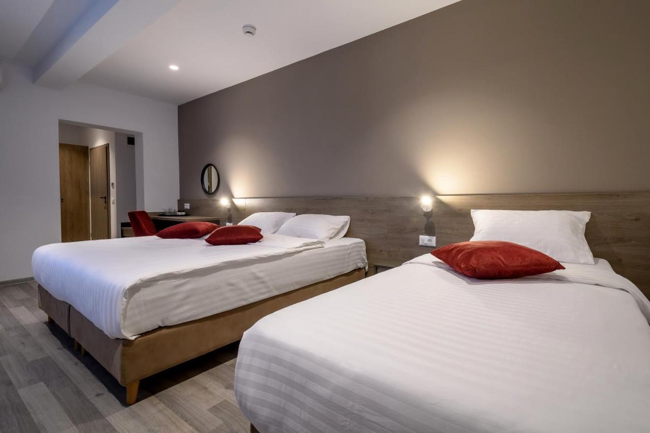 Vmd Residence Brasov Bagian luar foto